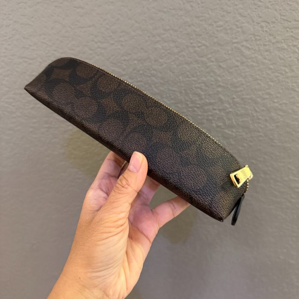 New‼️Coach Pencil Case In Signature Canvas CZ206 Walnut/Black - Picture 3 of 5